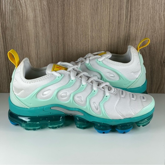 Nike Air VaporMax Plus Since 1972 White Red Mint Green DQ7645-100 Men’s Size 7.5 - Picture 6 of 12